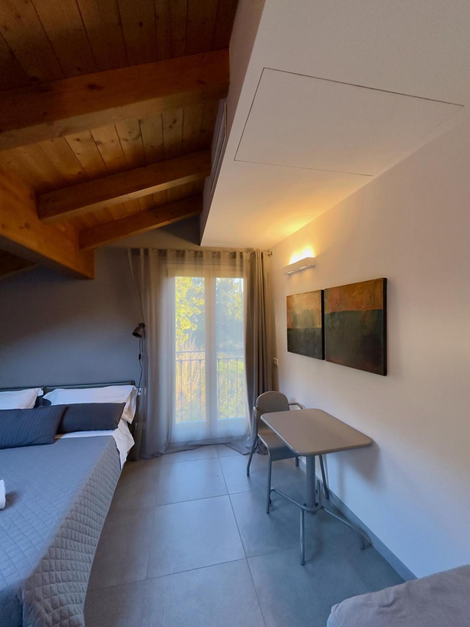 Residence Matilde Oliveto Lario Eksteriør billede
